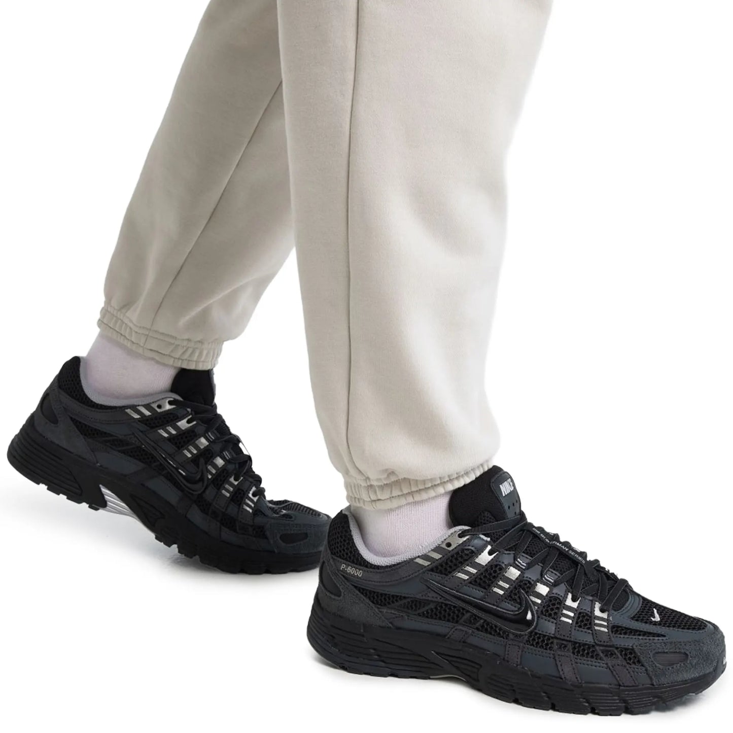 Nike P-6000 Anthracite Metalic Silver