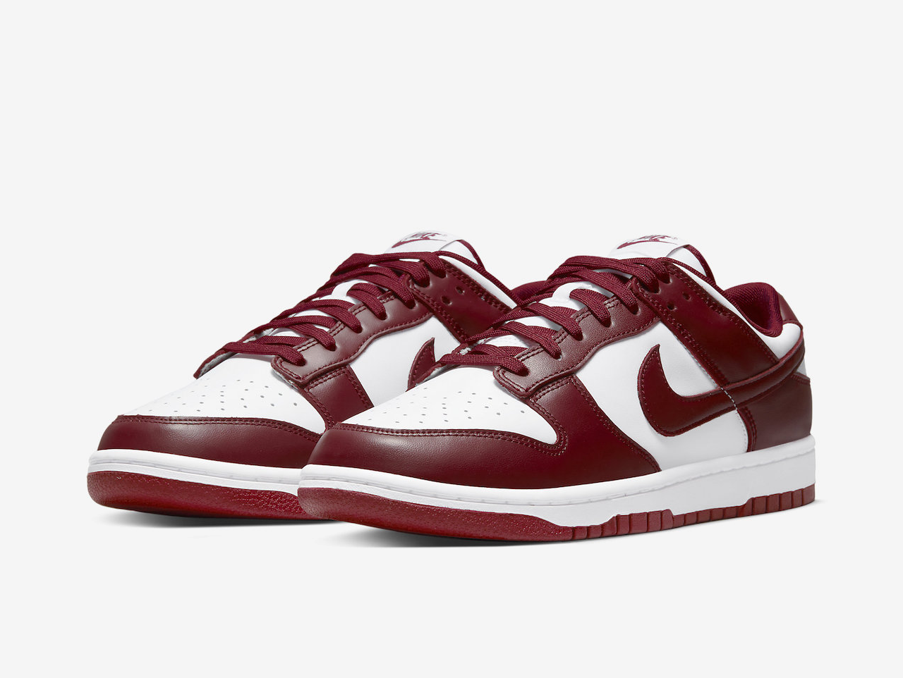 Nike Dunk Low Team Red